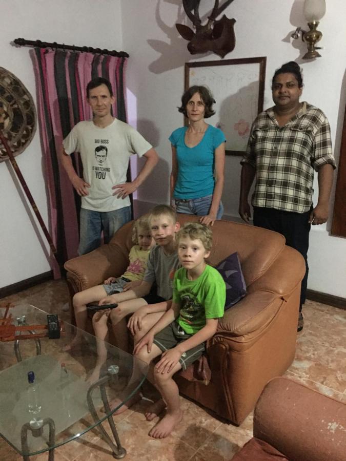 Villa25 Homestay Free Pick Up From The Centre 캔디 외부 사진
