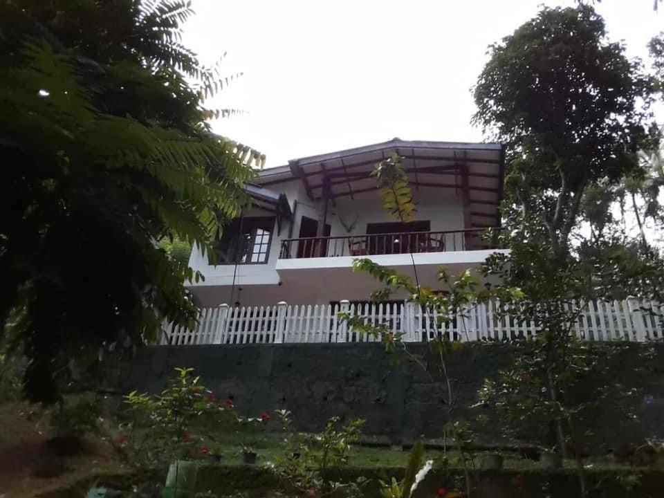 Villa25 Homestay Free Pick Up From The Centre 캔디 외부 사진